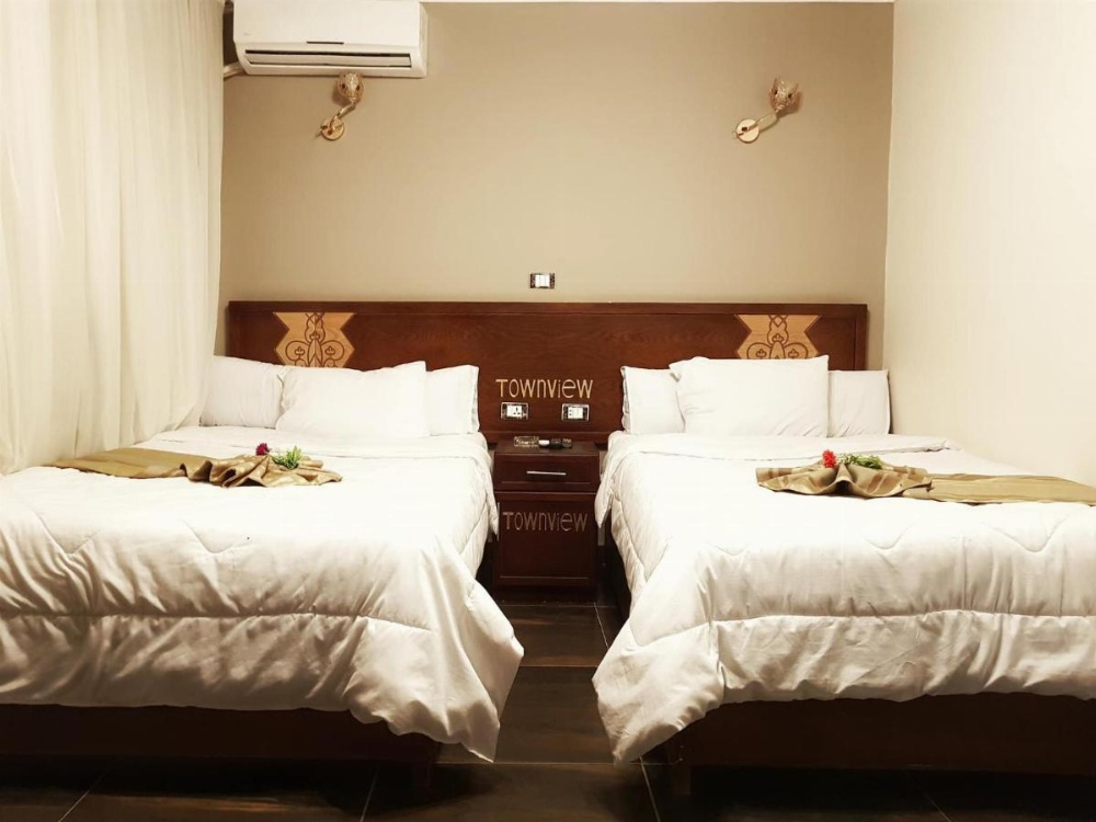 Town hotel Image 32